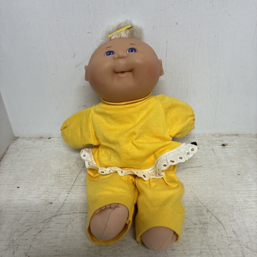 Vintage Mattel First Edition 1988 Cabbage Patch Blue Eyes Blonde Hair Doll